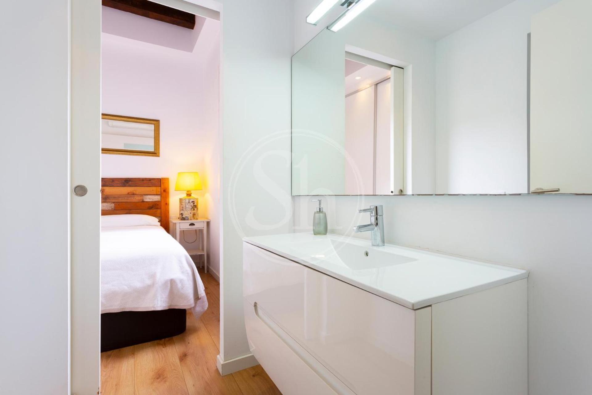 Moderno Apartamento En Eixample Barcellona Esterno foto