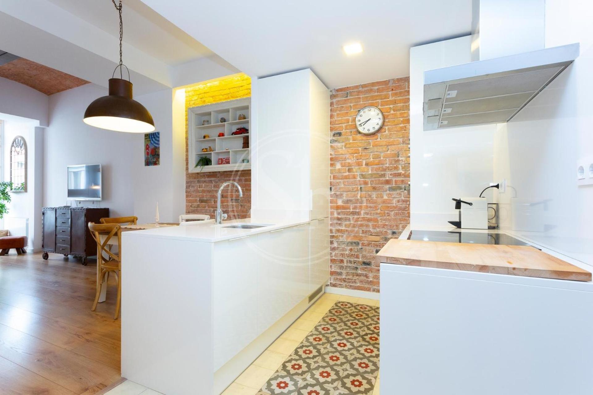 Moderno Apartamento En Eixample Barcellona Esterno foto