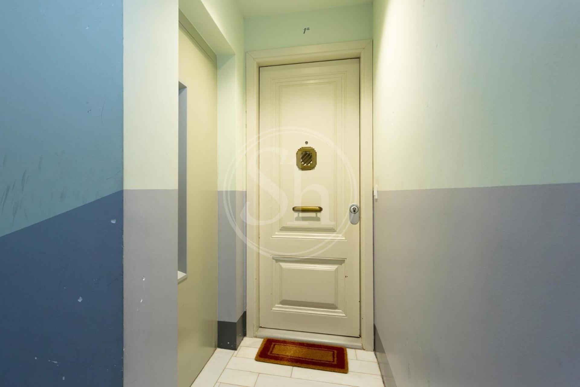 Moderno Apartamento En Eixample Barcellona Esterno foto